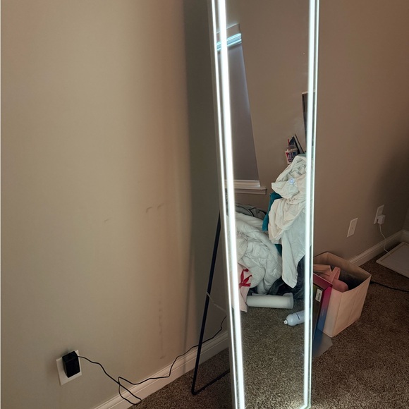 Amazon Full-Length LED Mirror - Picture 3 of 6